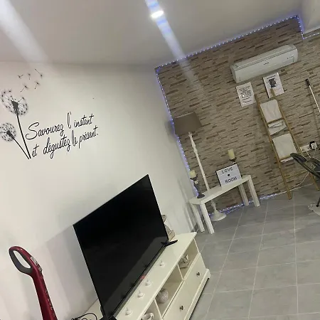 Love'room Apartment